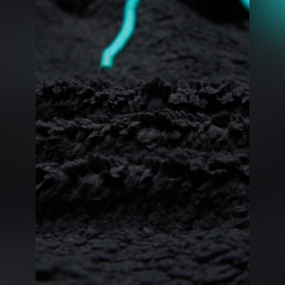 NWT - Chubbies - The Are You Afraid of the Dark High-Pile Fleece Hoodie 2.0 - Picture 4 of 9